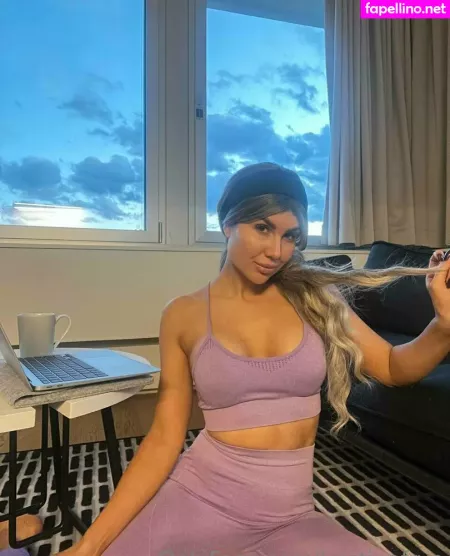 Kristinafrye OnlyFans Thumbnail #tuyb5tnaXP