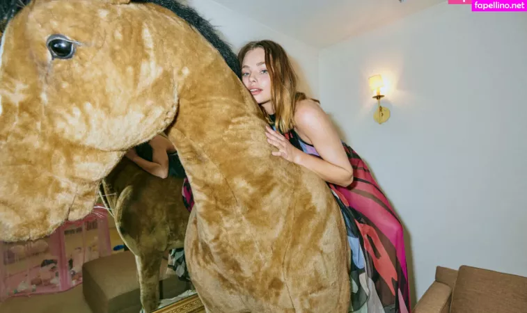Kristine Froseth OnlyFans Thumbnail #OvO0lsV17e