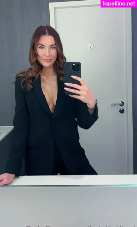 Kristinllind OnlyFans Thumbnail #FASxPlrx3w