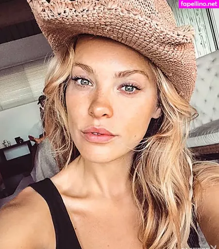 Kristy Garett OnlyFans Thumbnail #UcMd1VUJQy