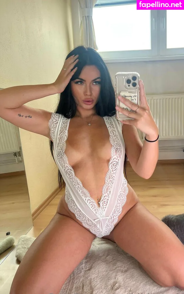 kikiczech, kristynamarikova Nude Leaked OnlyFans Photo #fmLRxr0OjI