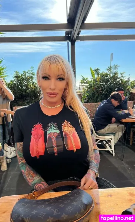 Krisztinaserenyvip OnlyFans Thumbnail #8WX54g5G0O