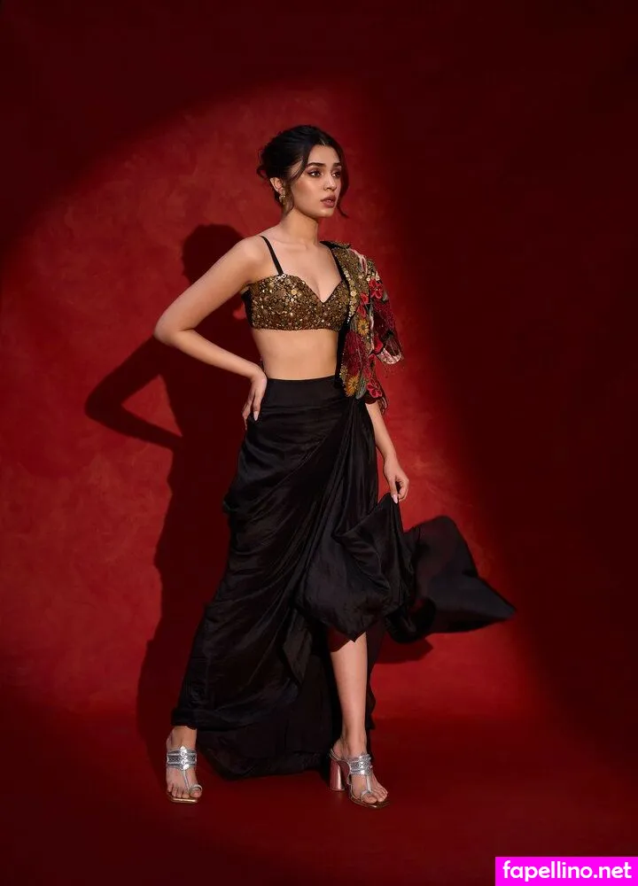 krithi.shetty_official Nude Leaked OnlyFans Photo #CC71XEdsPh