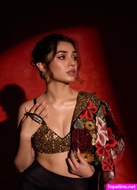 Krithi Shetty OnlyFans Thumbnail #FBIbHoaSK5