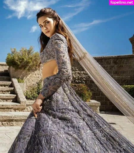 Kriti Sanon OnlyFans Thumbnail #DXLuSpGI3x