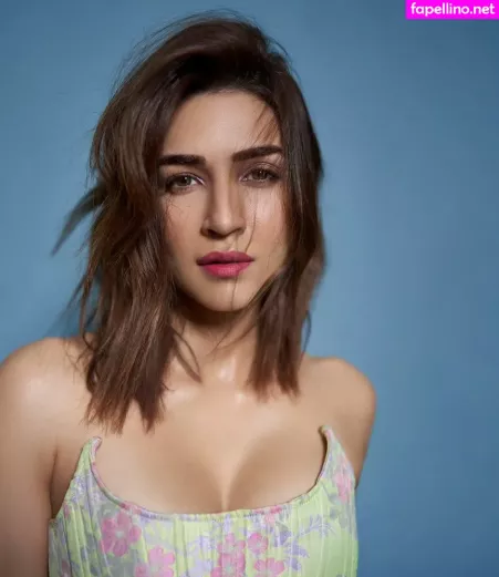 Kriti Sanon OnlyFans Thumbnail #LRc01Dz7Yr