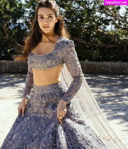 Kriti Sanon OnlyFans Thumbnail #XAfTd4OmK6