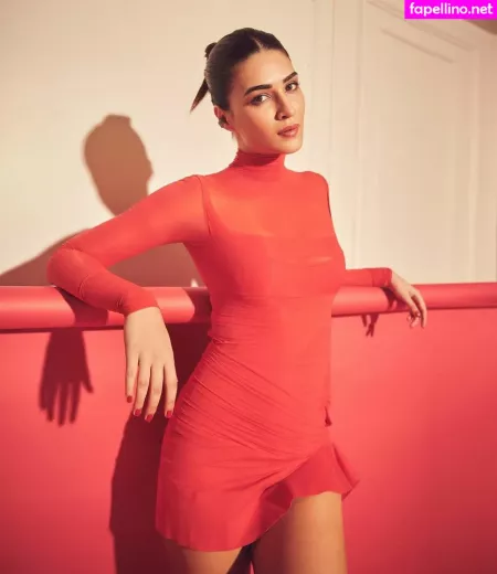 Kriti Sanon OnlyFans Thumbnail #q8HECFLoPk