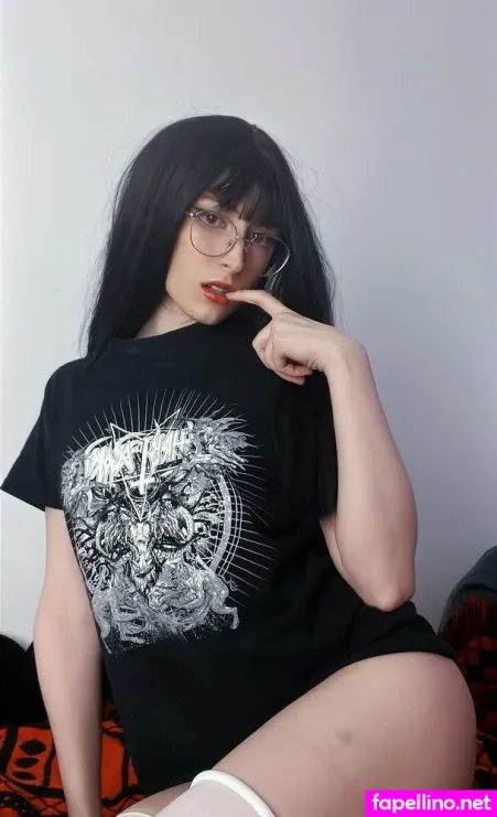 Kroliczeksara OnlyFans Thumbnail #fByolssnXj