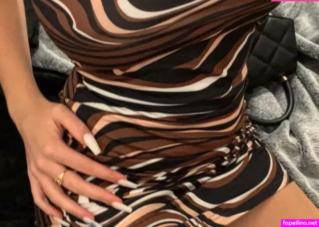 Krsque OnlyFans Thumbnail #HcCWmNpbc8