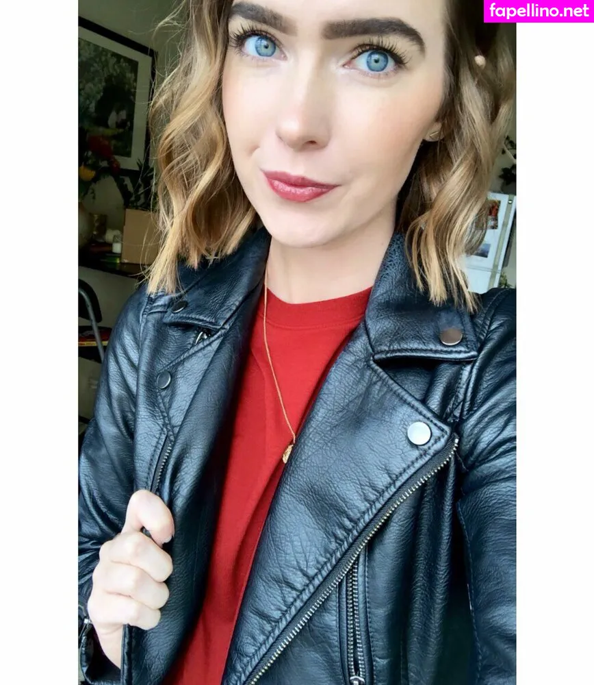 Floralfig, fiftyshadesofawkward_, majesticafunicorn Nude Leaked OnlyFans Photo #ia9EjmtsDk