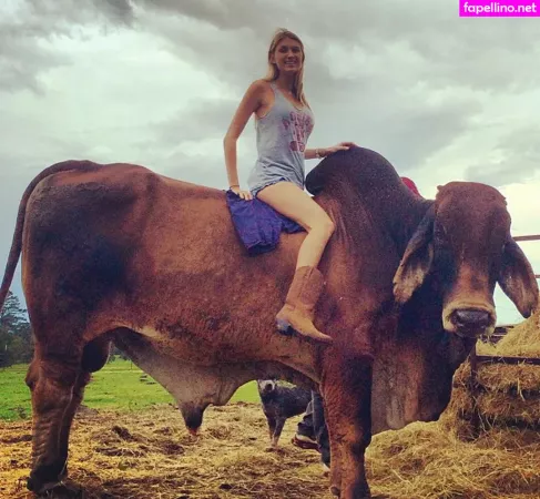 Krystal Gable OnlyFans Thumbnail #nhmSgs5zhV