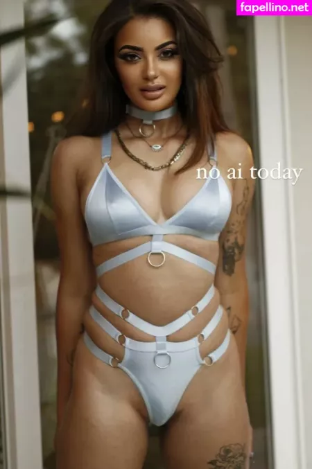 Krystaleeliz OnlyFans Thumbnail #7qVkzKnZ1a