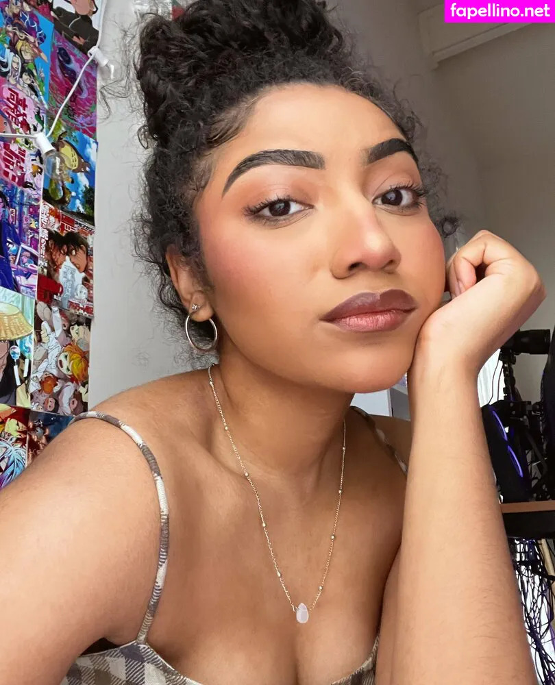 krys_talwithakay, krystalogytv Nude Leaked OnlyFans Photo #2T2vCBPcCO