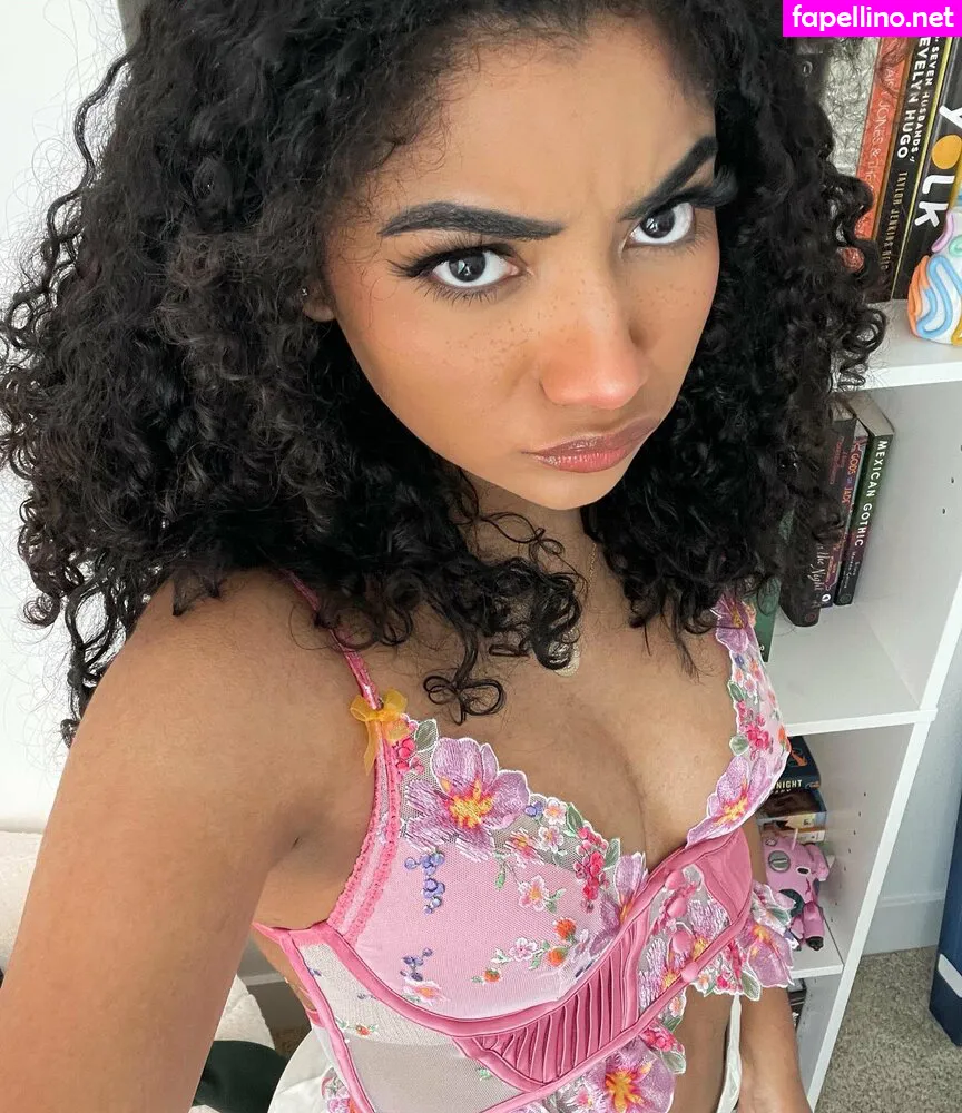 krys_talwithakay, krystalogytv Nude Leaked OnlyFans Photo #JGhNJNI3EO