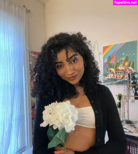 Krystalogy OnlyFans Thumbnail #Nb3BWOctia