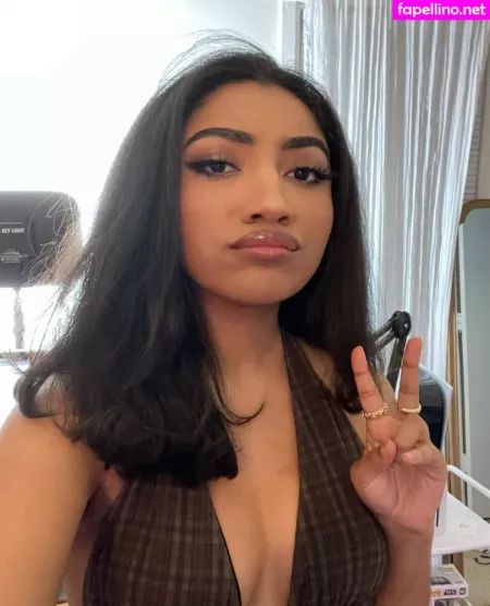 Krystalogy OnlyFans Thumbnail #TPghOABALd