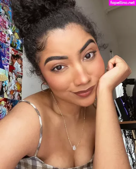 Krystalogy OnlyFans Thumbnail #VVr1TU9JGx