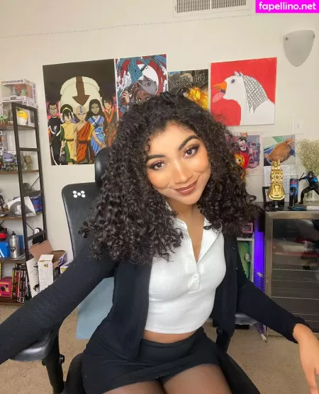 Krystalogy OnlyFans Thumbnail #WGU9Fn348O