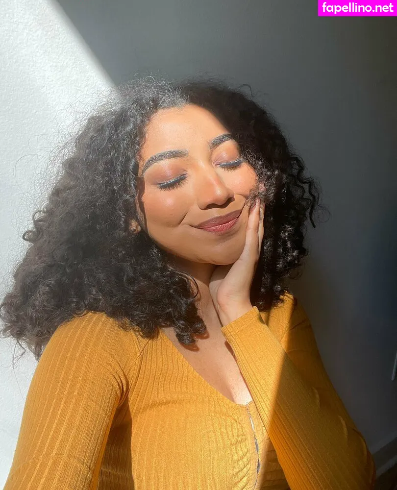 krys_talwithakay, krystalogytv Nude Leaked OnlyFans Photo #nkAVIWi96m