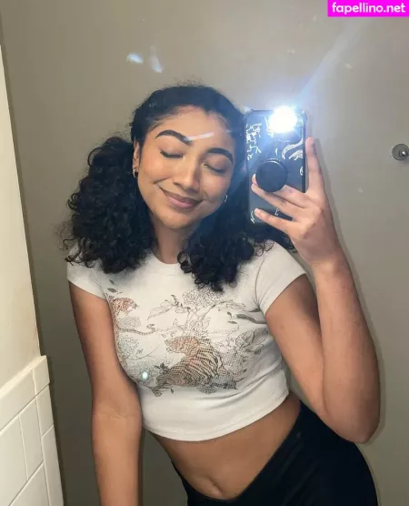 Krystalogy OnlyFans Thumbnail #nklHo2P1I7