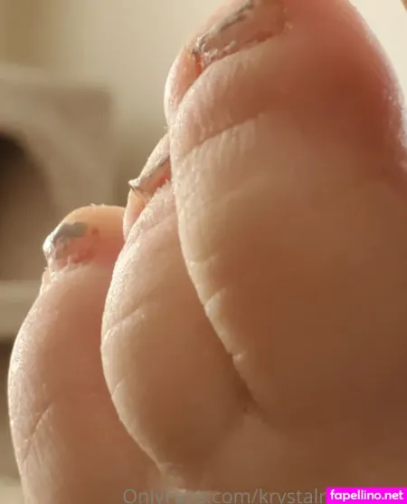 Krystalrose Toes OnlyFans Thumbnail #vYminUoxdY