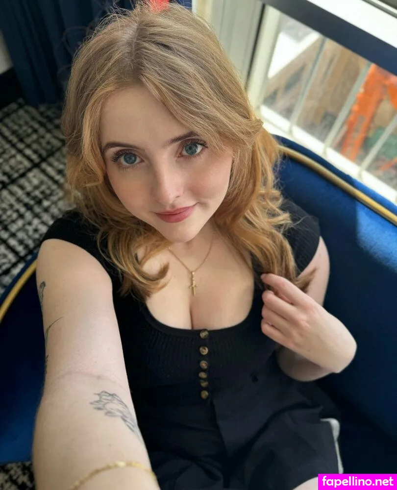 Krystal, Krysttlxd Nude Leaked OnlyFans Photo #0SekcY72M0