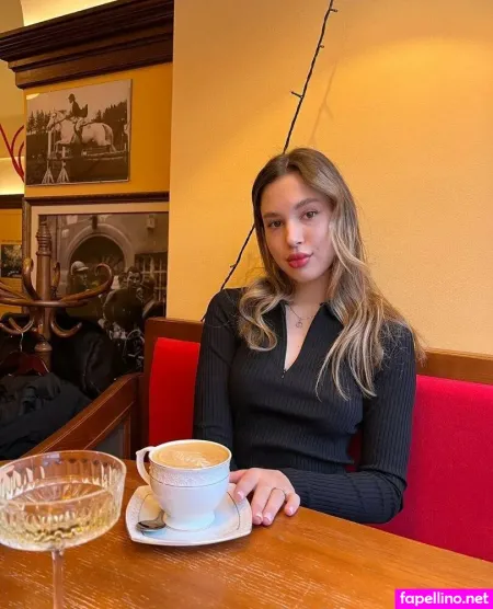 Ksenia A OnlyFans Thumbnail #79sB0EdXhX