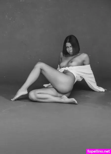 Ksenia Lytvynova OnlyFans Thumbnail #ILR3S4rku8