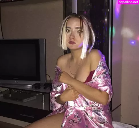 Kseniabeautiful07 OnlyFans Thumbnail #BTo4qqAcgM