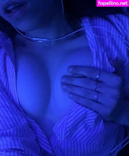 Kseniyaa OnlyFans Thumbnail #4QmaAzyMXA