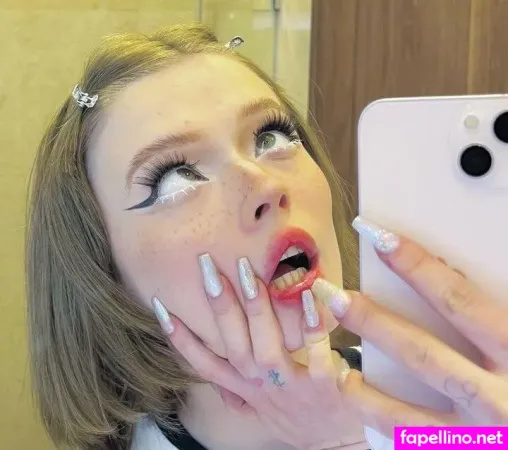 Ksenkanesesh OnlyFans Thumbnail #1QIBfIxEy5