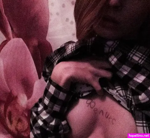 Ksenkanesesh OnlyFans Thumbnail #2cJzgPepnt