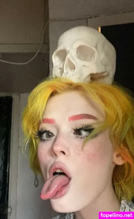 Ksenkanesesh OnlyFans Thumbnail #6kw0XodWHg