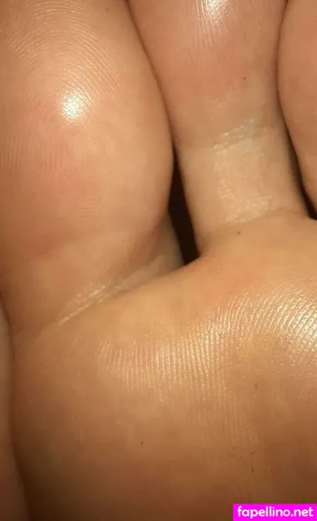 Ksoles23 OnlyFans Thumbnail #x8S0w7pCzw