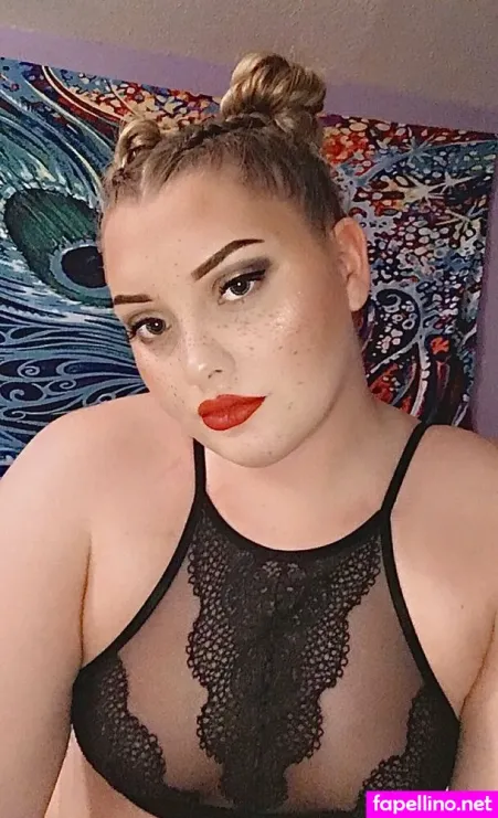 Kuhshkween1 OnlyFans Thumbnail #AgAXVjBG46