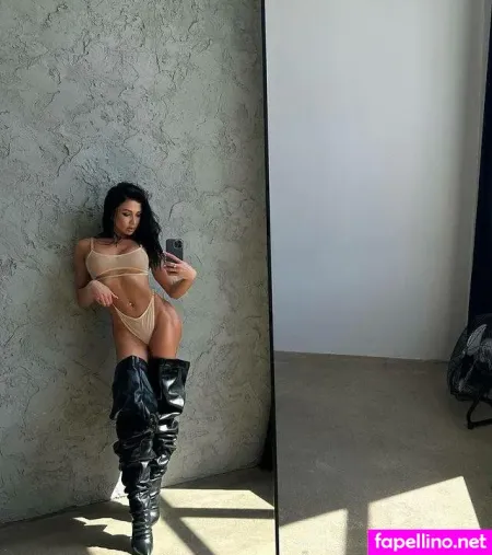 Kulinich Anya OnlyFans Thumbnail #oOXf3J6cS1