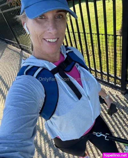 Kumfox OnlyFans Thumbnail #3JgvfAccGm