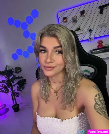 Kunshikitty 9 OnlyFans Thumbnail #4pwlQZrwpo