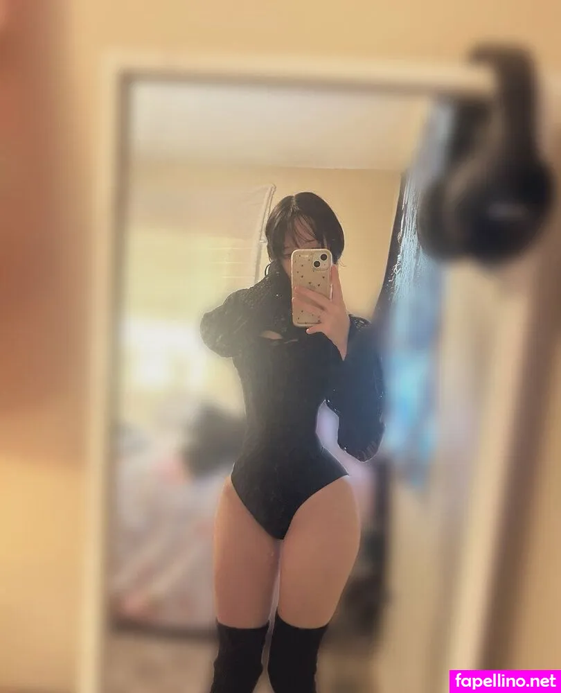 cwmble, kupiee, tszmo Nude Leaked OnlyFans Photo #obgE422mAv