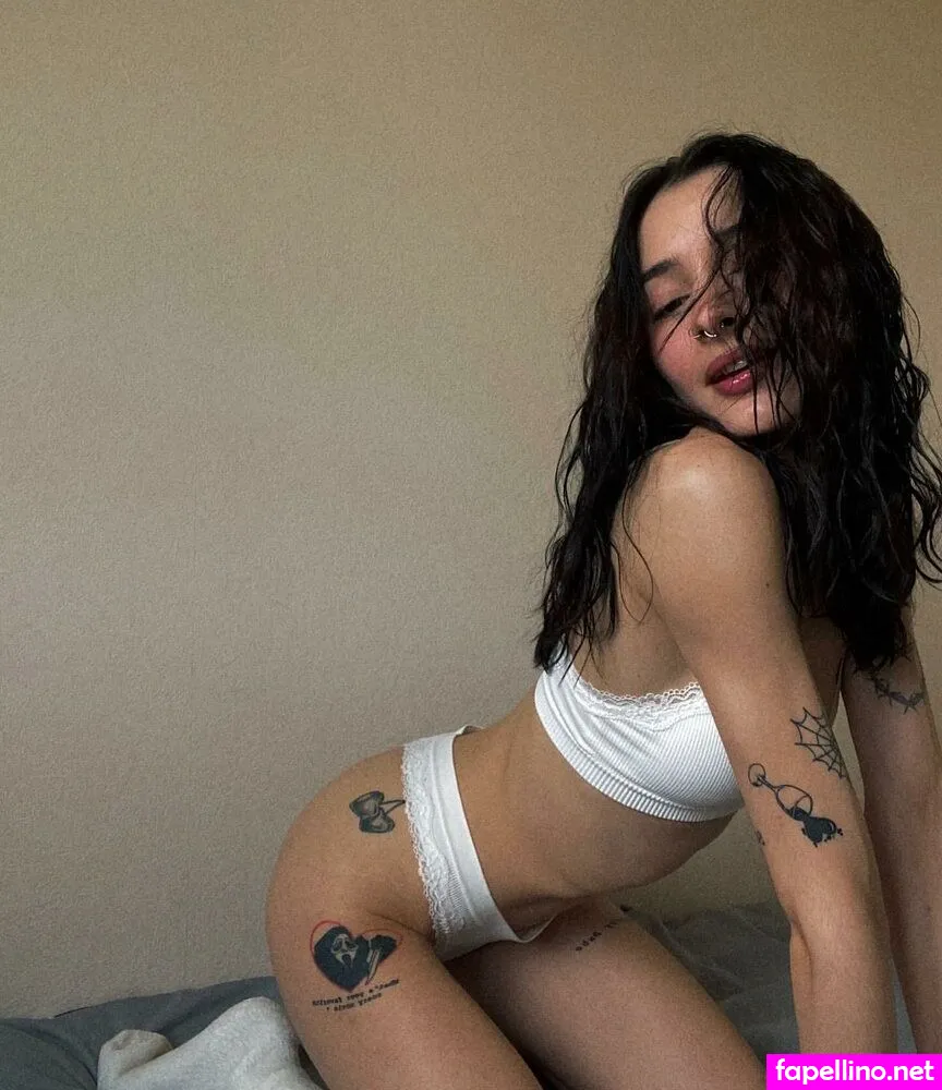 khaleesselly_0, kuromi.b4free, kuromi.lly Nude Leaked OnlyFans Photo #JbEPfA0ns0