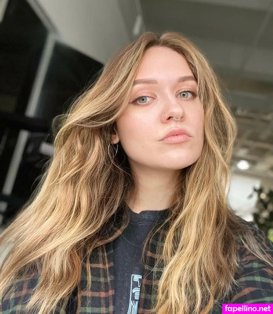 ____zhuldiz___, poisonri,   Nude Leaked OnlyFans Photo #VBxwUWaYn7