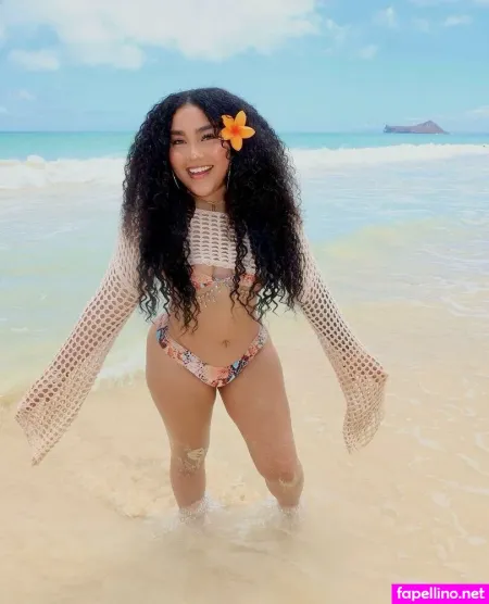 Kuunichiwa OnlyFans Thumbnail #8VzjoO1yWk