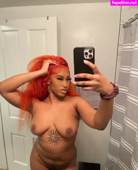 Kweenbee982 OnlyFans Thumbnail #Cr4AZhNbdr