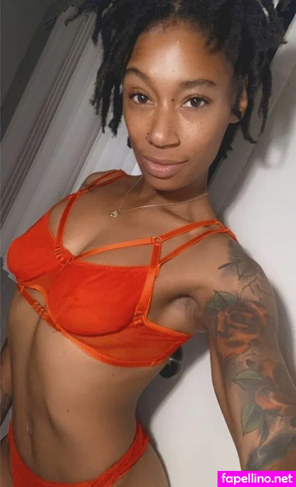 kween_desire, kweendezire Nude Leaked OnlyFans Photo #2RSNMR3xyS