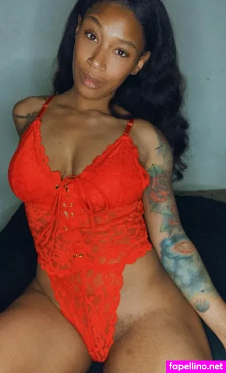 Kweendezire OnlyFans Thumbnail #RgW7Ug6Y4B