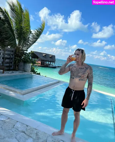 Kweezy100 OnlyFans Thumbnail #6ZBXuEhkti