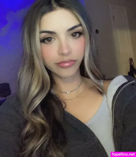 Kwissy OnlyFans Thumbnail #YCPTTvgCsI