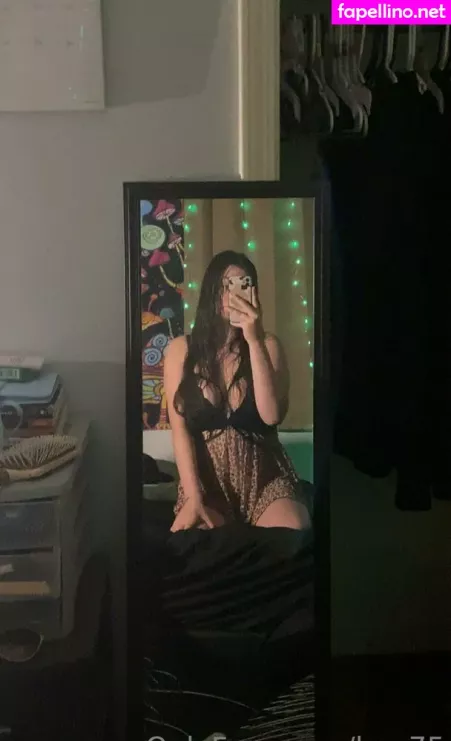 Ky C75 OnlyFans Thumbnail #HbGw7F06yT