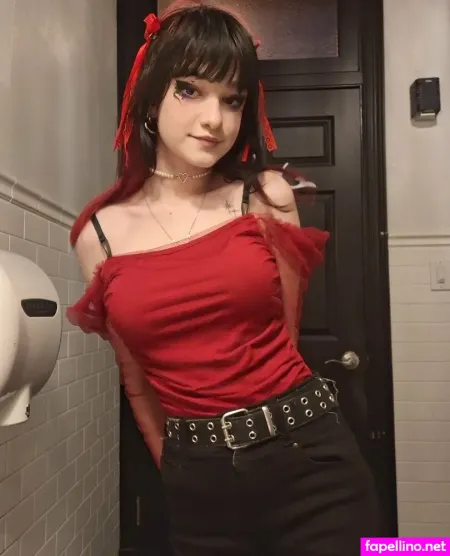 Kyanikitty Main Profile Photo
